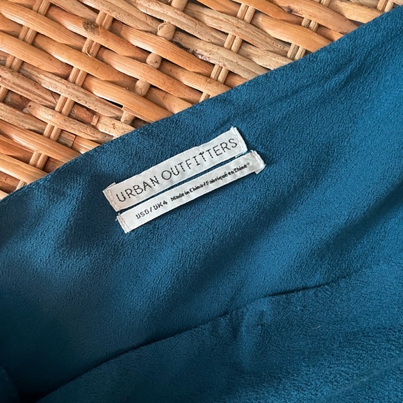 Urban outfitters romper - Picture 2 of 4